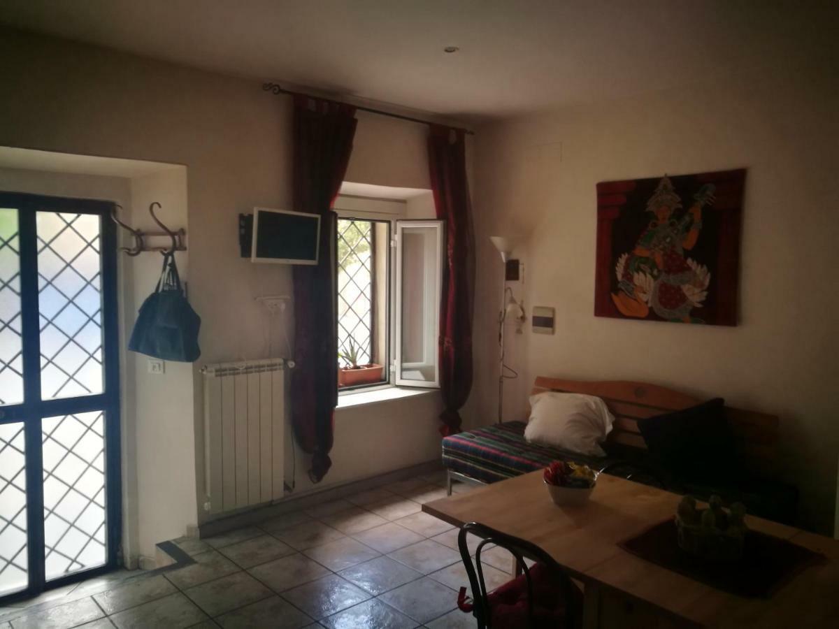 Alessia'S Home ローマ エクステリア 写真